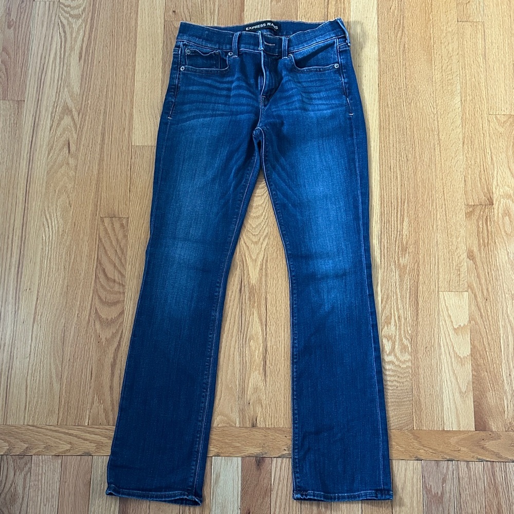 Express Jeans Barely Boot Mid Rise, Size 6